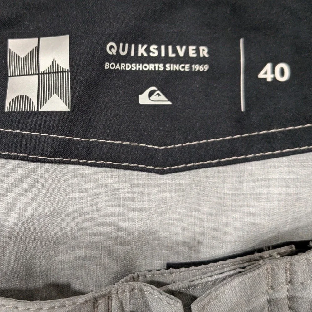 Quiksilver 21 $45